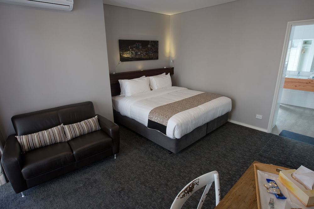 30 อรันเดล แอคคอมโมเดชัน Hotel ฟรีแมนเทิล ภายนอก รูปภาพ